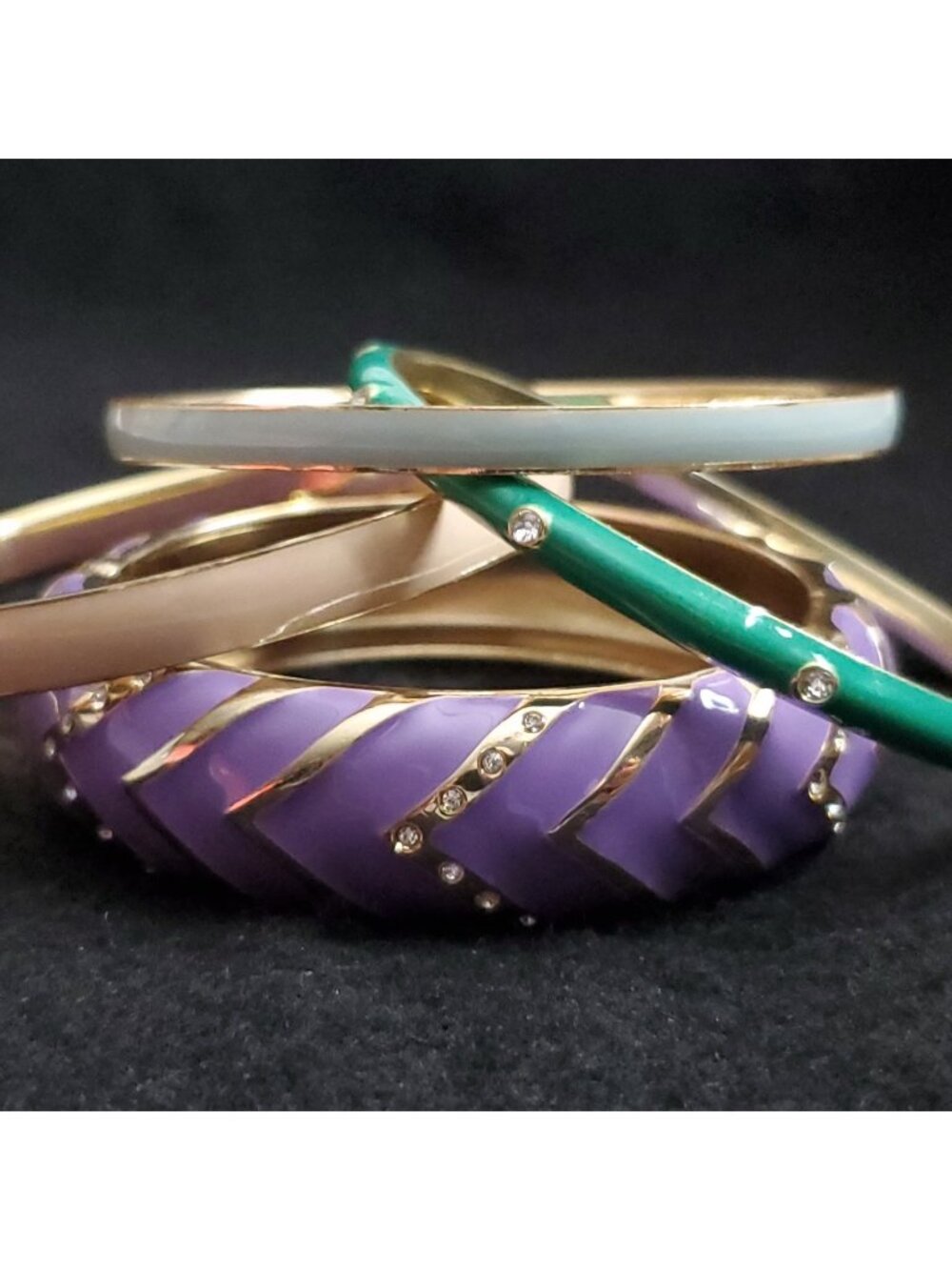 Vintage Bangle Bracelet Lot of 4 Gold Tone Purple Green Beige Enamel 7.5-8"